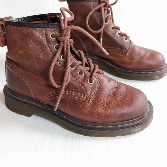 DOC MARTENS women's brown leather lace-up combat boots - Picture 8 of 11